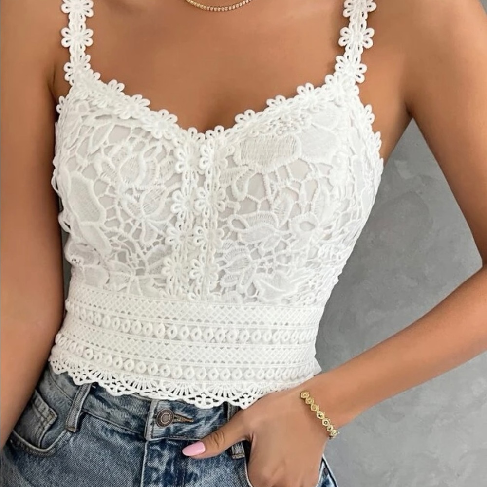 White Bohemian Lace Top - LIKE NEW